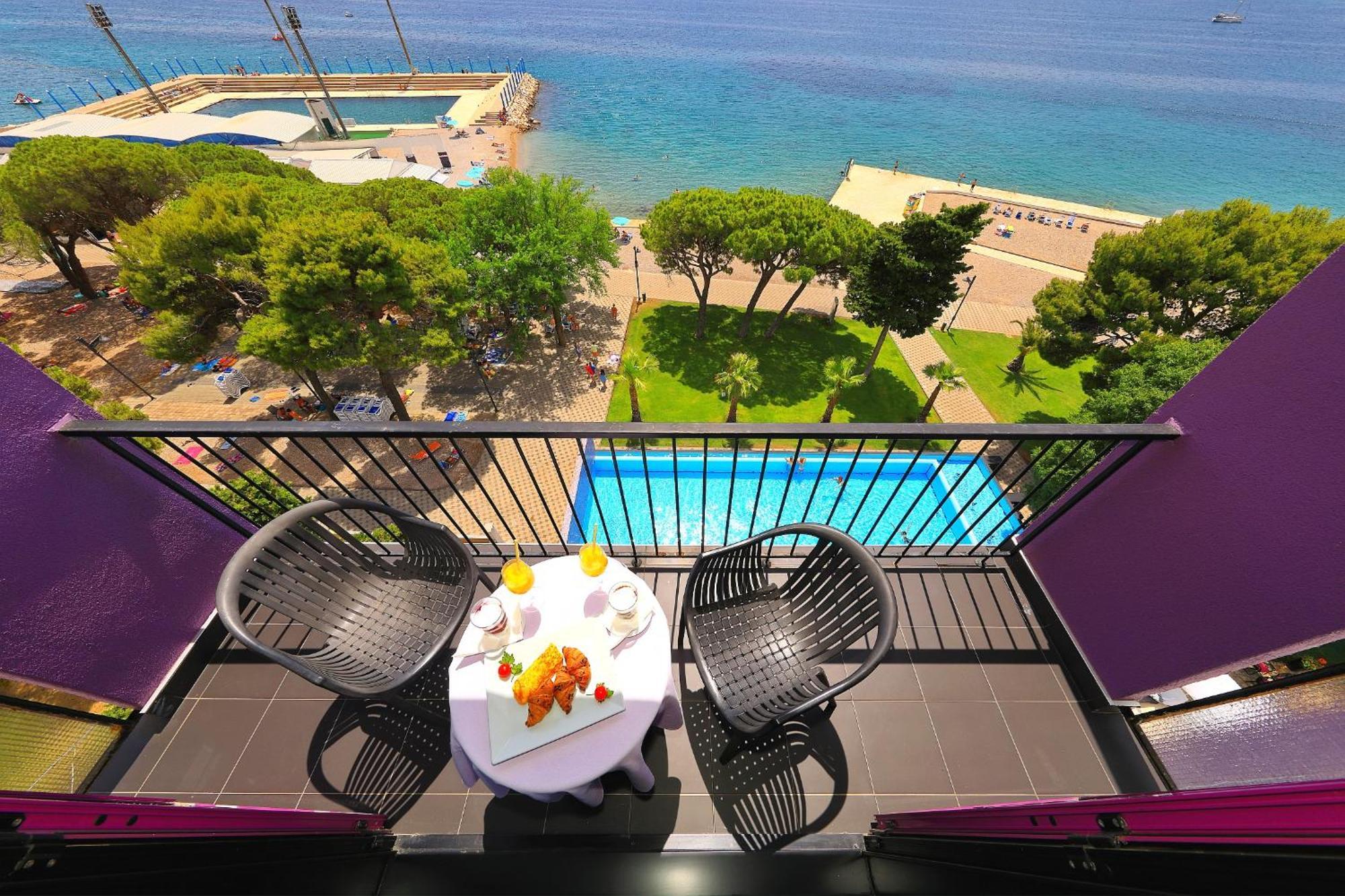 Hotel Adriatic Weißenburg Zimmer foto